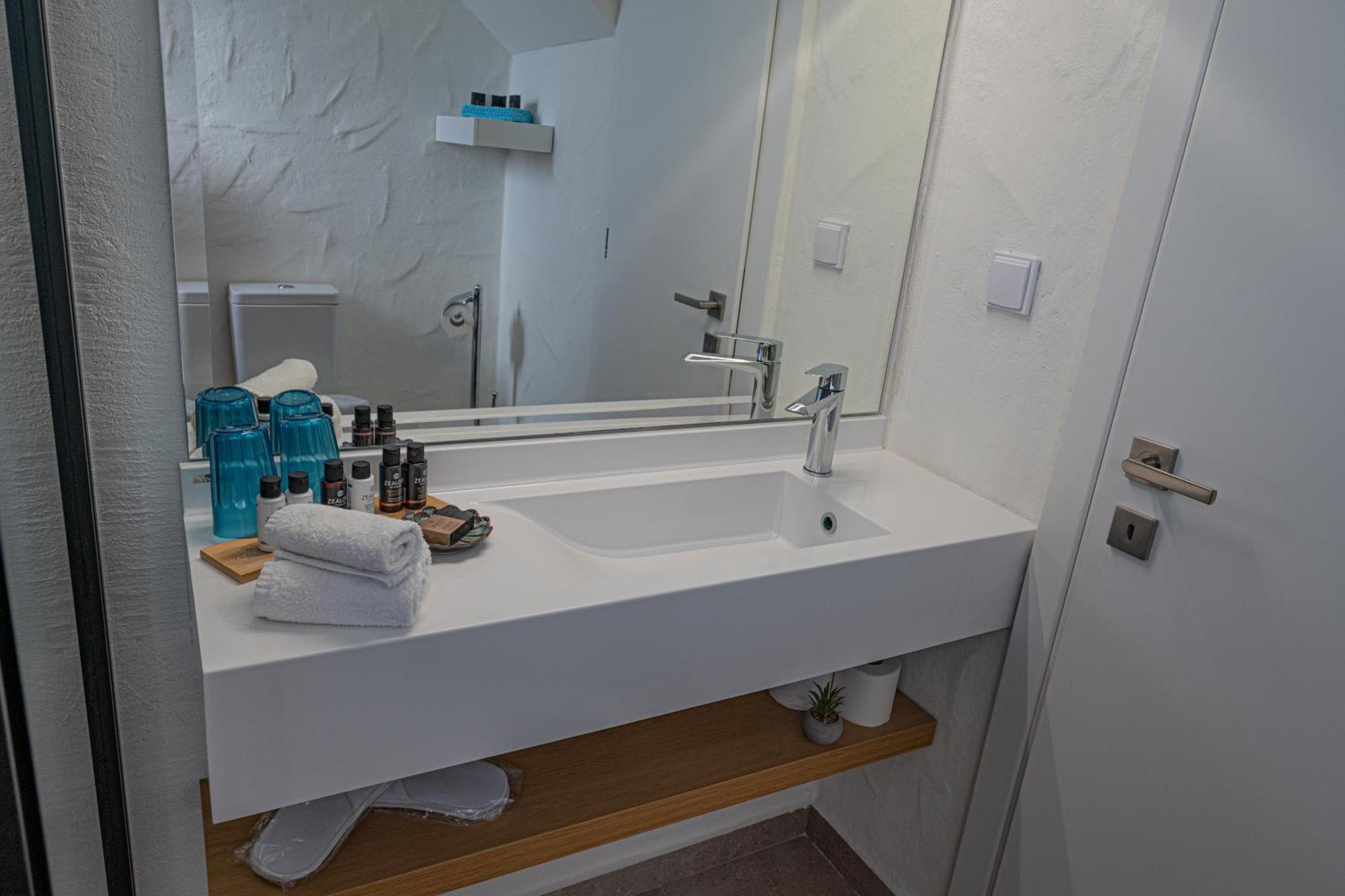 Irissa Suites Paralia Irion Eksteriør billede