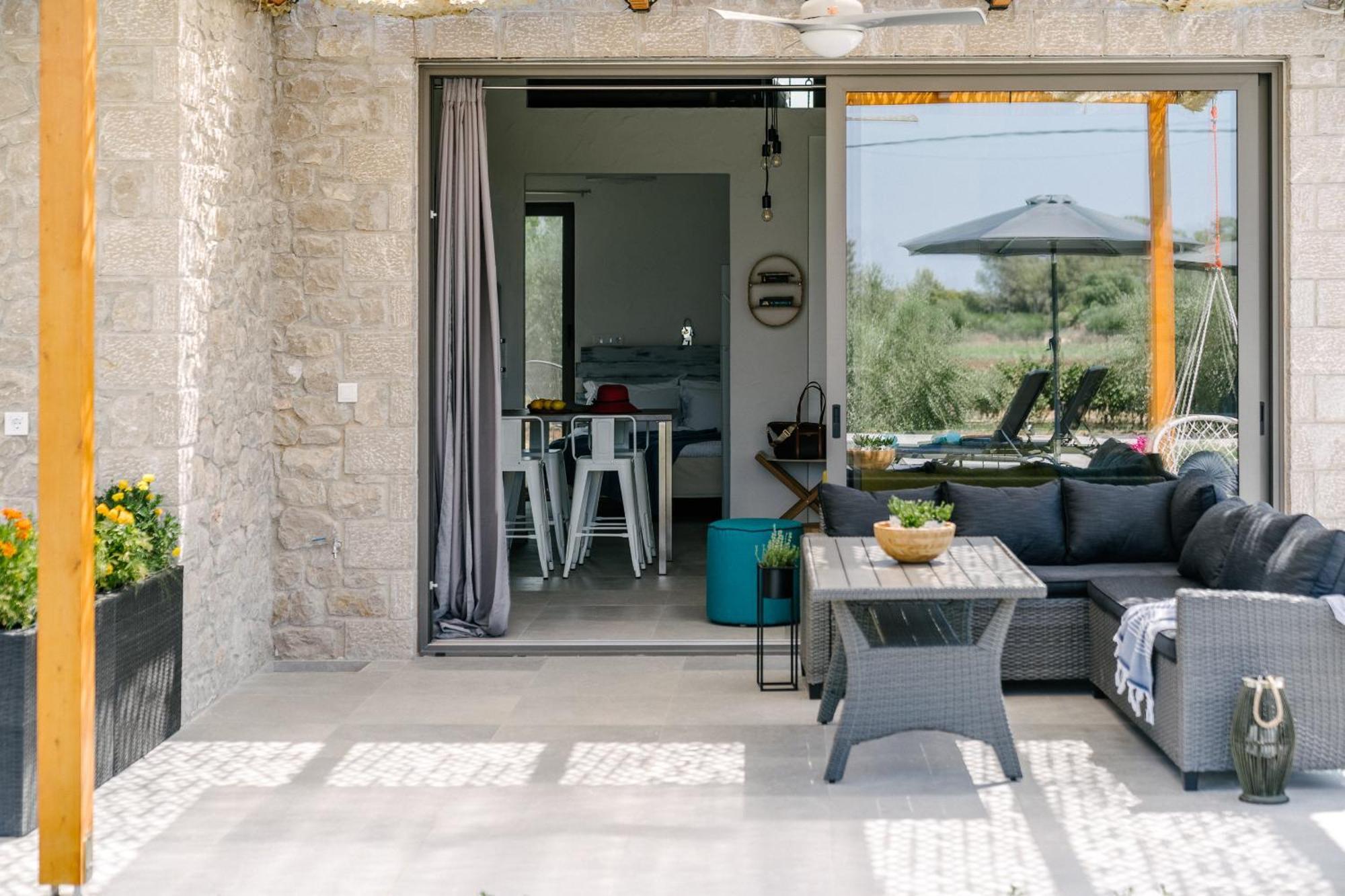 Irissa Suites Paralia Irion Eksteriør billede